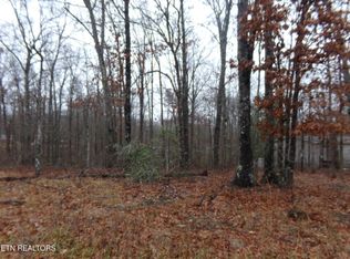 4000 Saponac Dr, Crossville, TN 38572