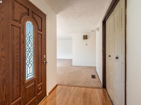 5th image of 445 Camellia Ct