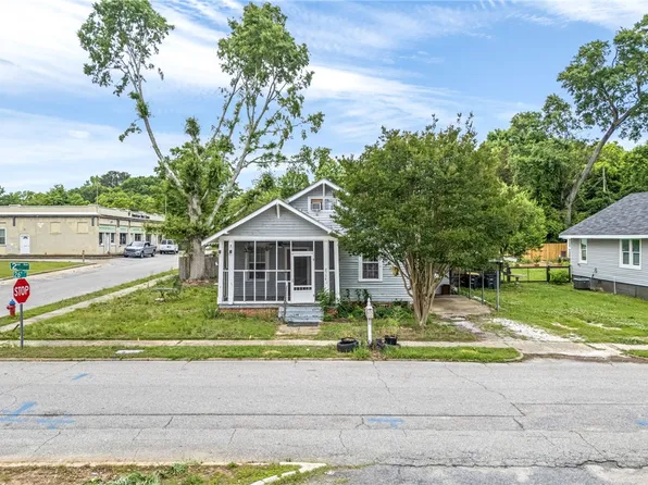 2506 2nd Ave, Opelika, AL 36801