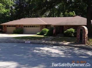 2802 Glen St, Springdale, AR 72762