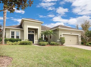 404 Sauvignon Way, Groveland, FL 34736
