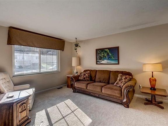 4th image of 6058 Tridale Ct