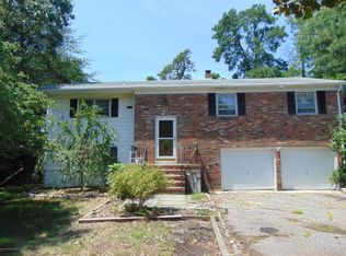 468 Irisado Dr, Brick, NJ 08723