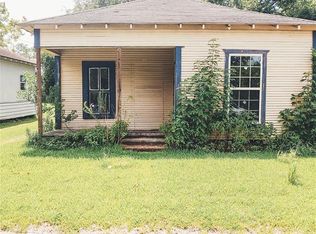 1109 3rd St, Orange, TX 77630