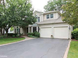 538 Jersey Ln, Elk Grove Village, IL 60007
