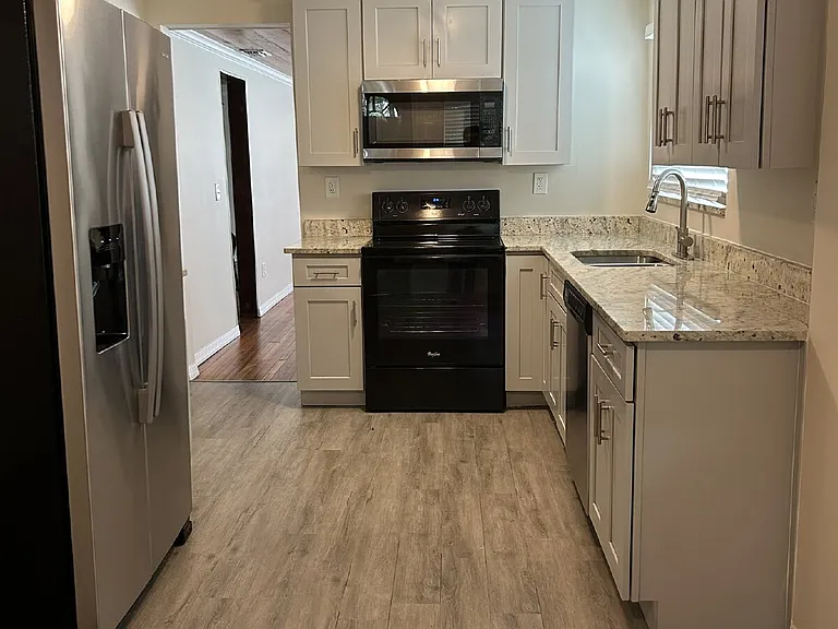 8314 N Edison Ave — Photo 6