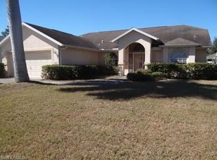 590 Lambton Ln, Naples, FL 34104