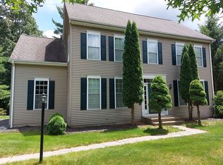 47 Buckingham Rd, Avon, CT 06001