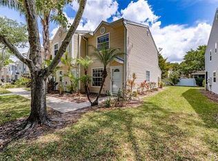 8523 J R Manor Dr, Tampa, FL 33634