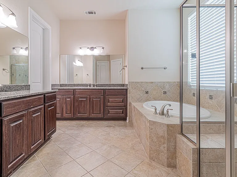2727 Sonata Park — Photo 18
