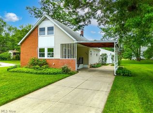 2360 Lynnwood Dr, Stow, OH 44224
