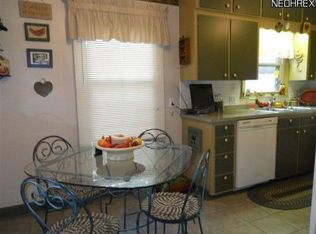 252 Parkgate Ave, Austintown, OH