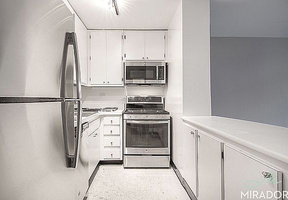 3rd image of 330 E 39th St APT 14E