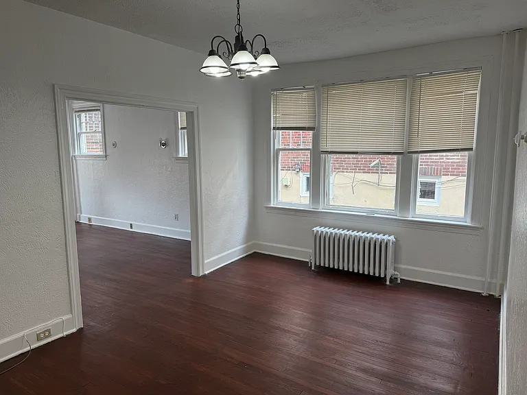 313 S 15th St #1 — Photo 3