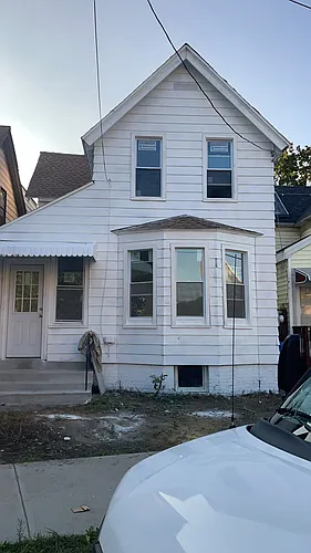 19 Grant Ave Photo 1