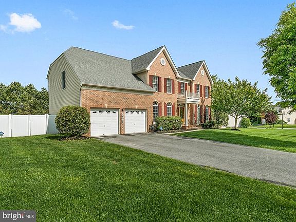 3rd image of 14212 Bear Creek Dr