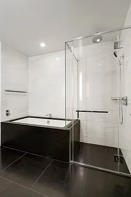 Rented by BLU Real Estate | media 32