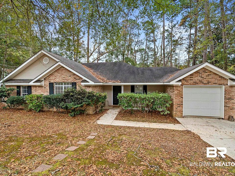 1st image of 102 Avon Cir E