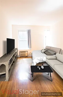 Rented by Schulman Realty LLC | media 13