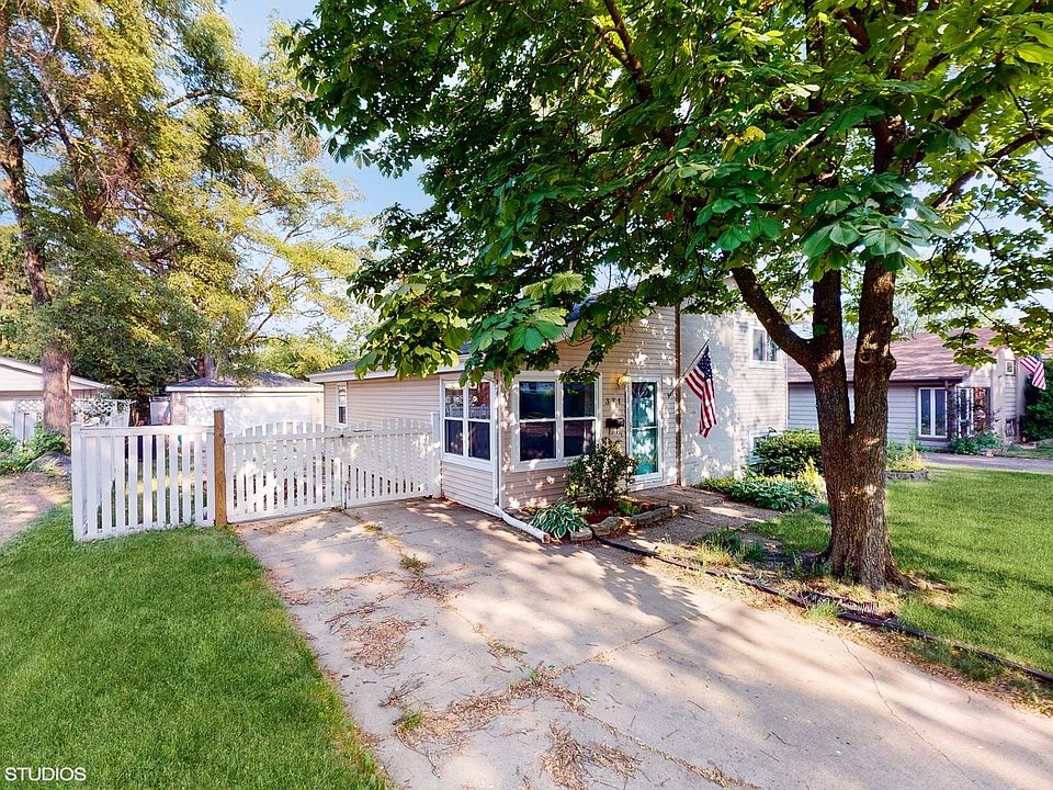 1st image of 371 Mission Ave