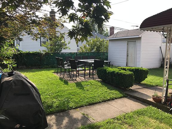 3rd image of 4818 201st St #1