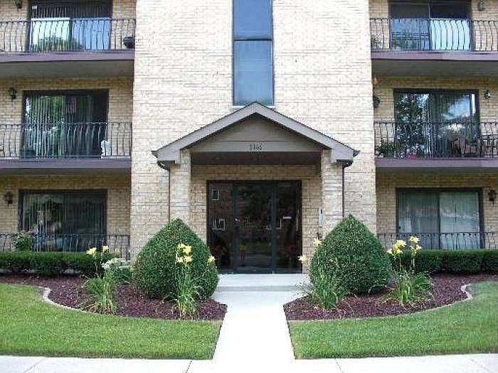 1st image of 8166 168th Pl APT 2e