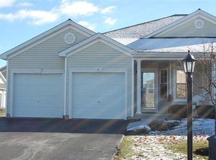 4 Patroon Pointe Dr, Rensselaer, NY 12144
