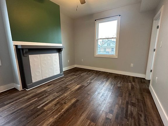 5th image of 216 Kinsey Ave