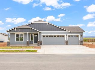 1256 NW Fairway Rd #145, Madras, OR 97741