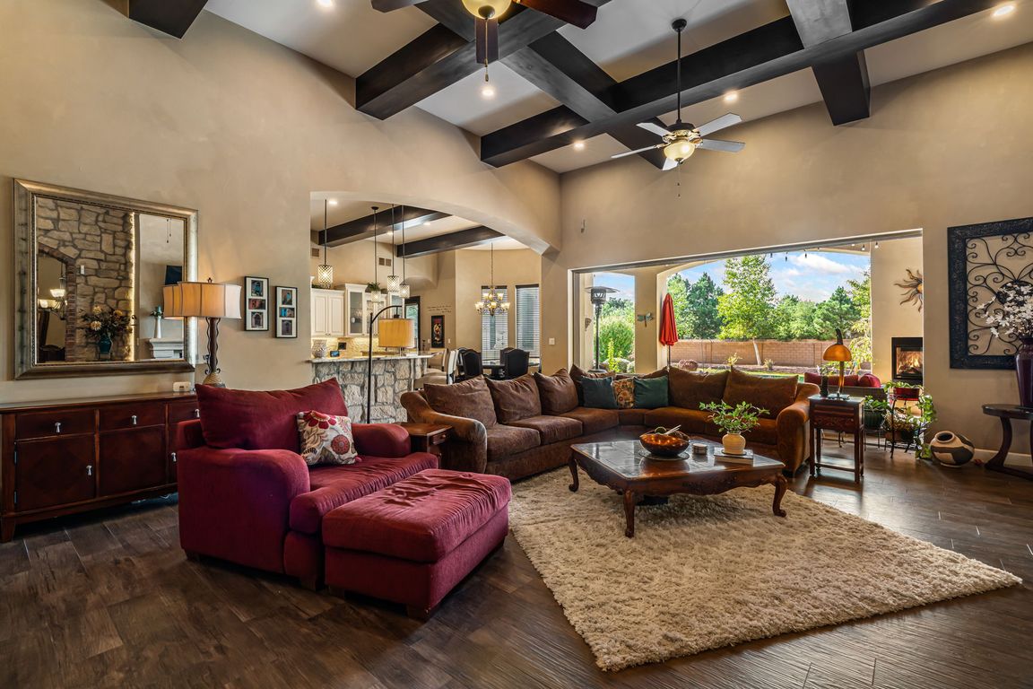 next background image