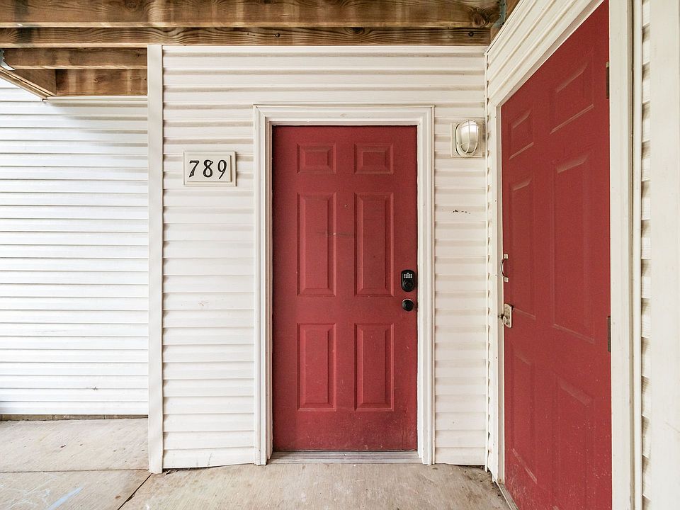 1st image of 789 Milcrest Dr