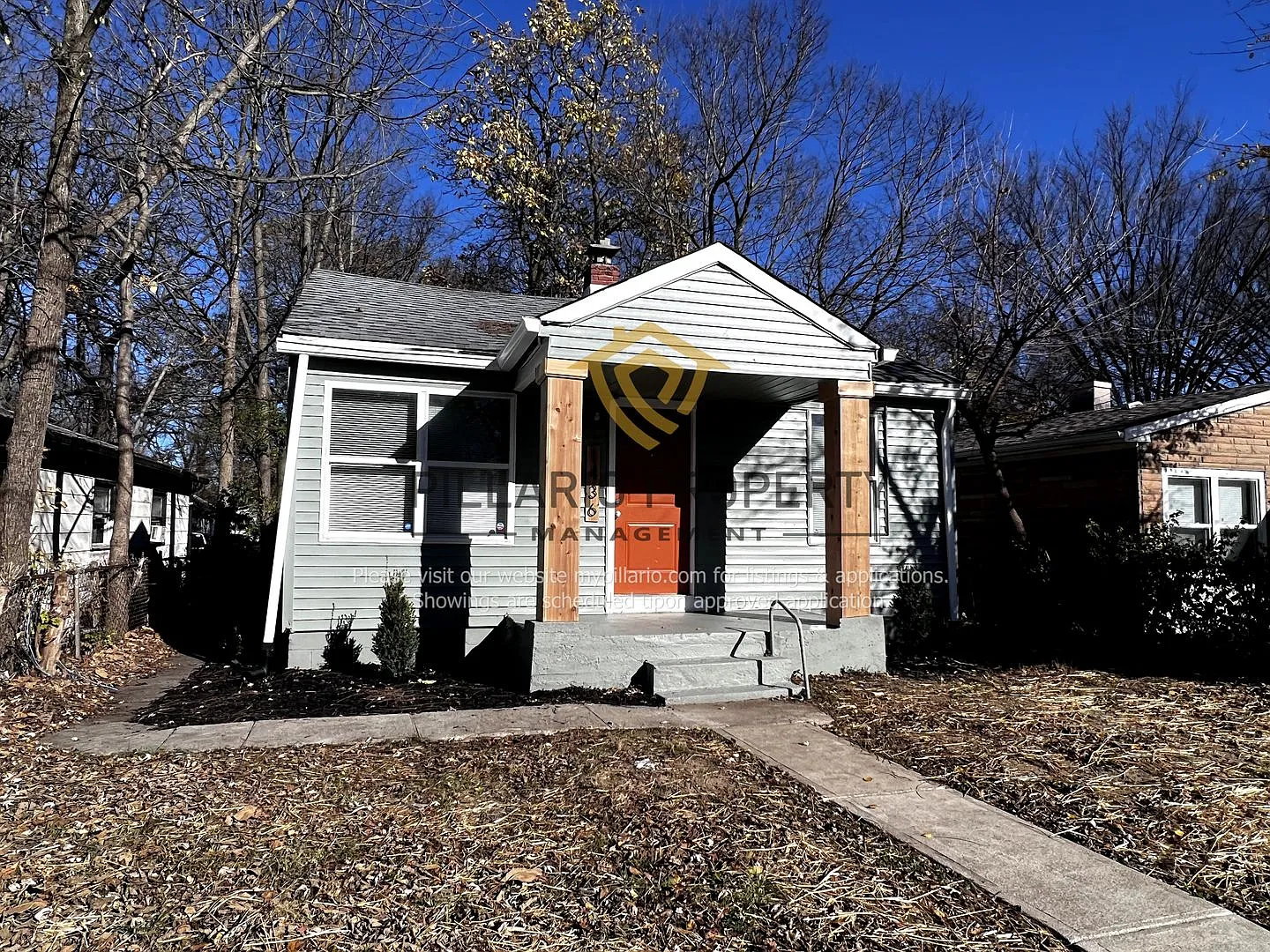 2 Bedroom Home Near Riverside Park, Available NOW! — Photo 1