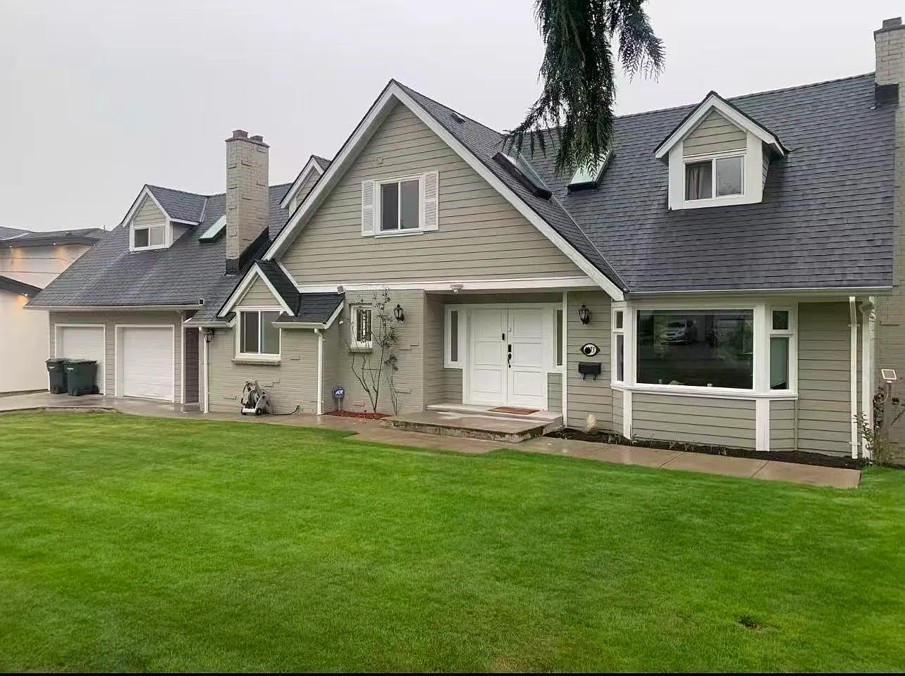 4 bed, 3000 sqft, $4,200 — Photo 1