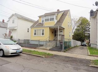 40 Grant Ave, Stamford, CT 06902