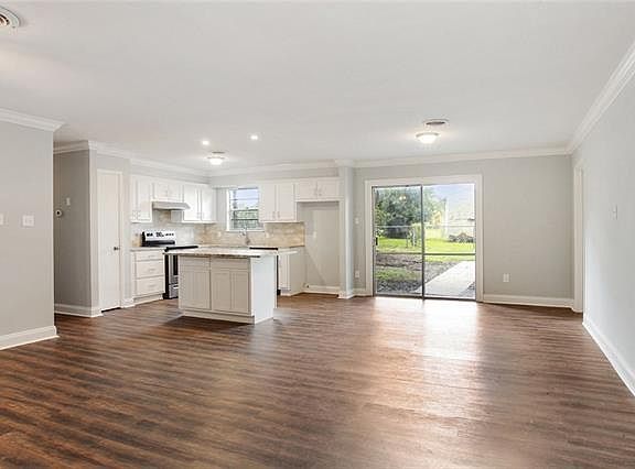4th image of 408 Bellevue Dr