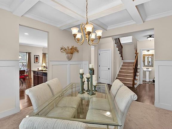 2nd image of 5365 Rialto Way