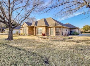 921 Jonathan Ct, Weatherford, TX 76086