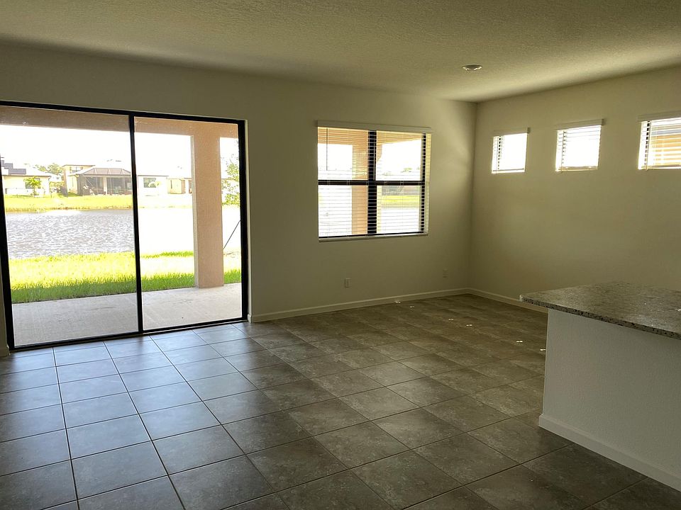 1st image of 6276 NW Regent St