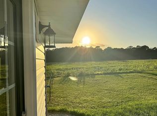 3718 Pelletier Town Rd #B, La Grange, NC 28551