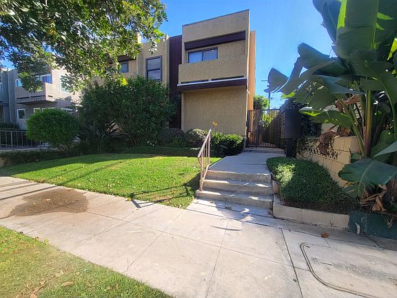 3rd image of 2020 Delaware Ave APT 6