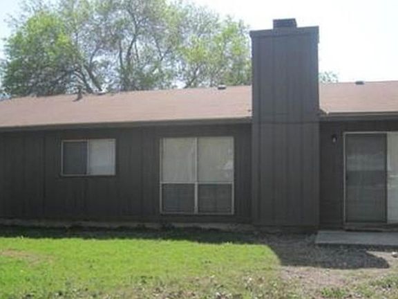 2nd image of 12922 Henderson Camp St