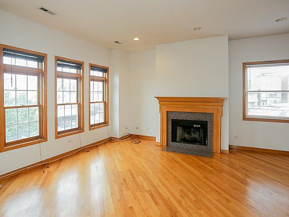 5th image of 2531 N Southport Ave #2540-2