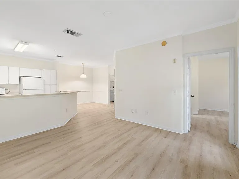 3593 Conroy Rd #424 — Photo 8