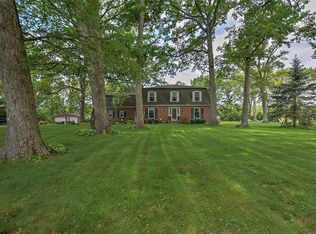 2325 S Mount Zion Rd, Decatur, IL 62521