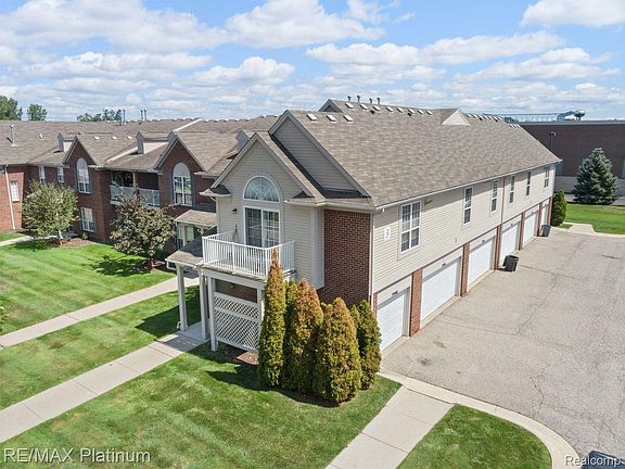 2nd image of 29908 Heritage Pkwy #25