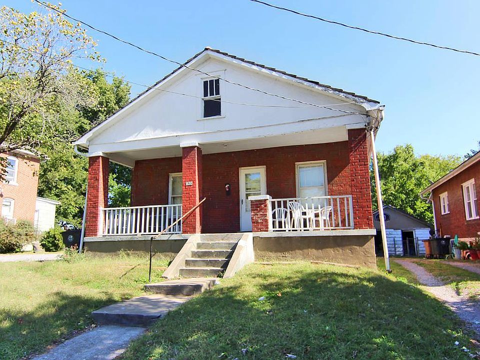 1st image of 820 S Sprigg St