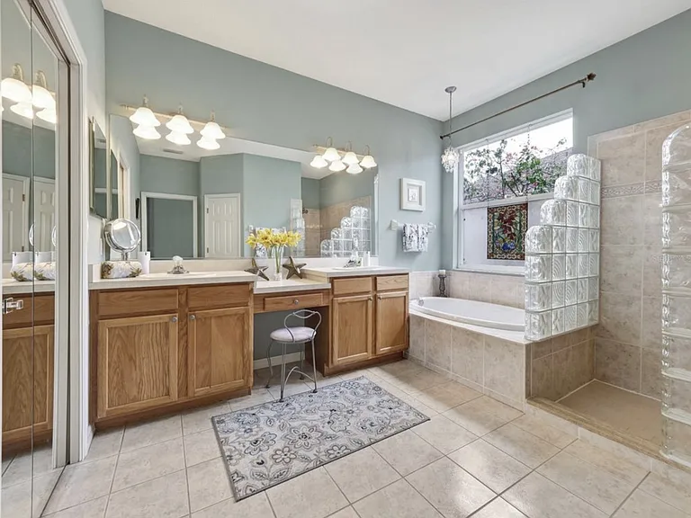 5392 New Covington Dr — Photo 18