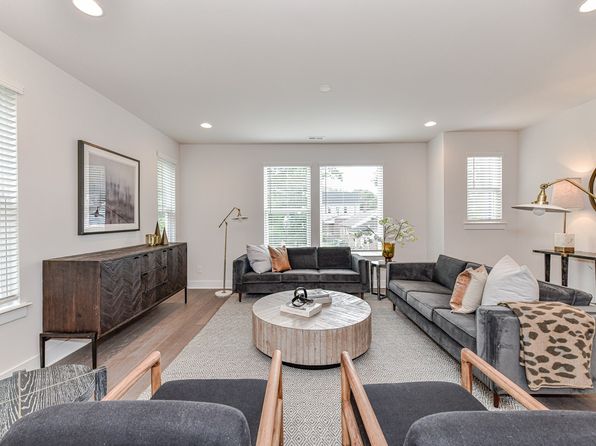 charlotte-north-carolina-448464056 picture