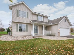 412 Durango Dr, Roberts, WI 54023