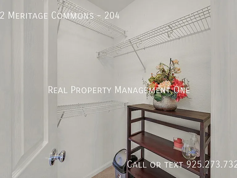 32 Meritage Cmn #204 — Photo 26